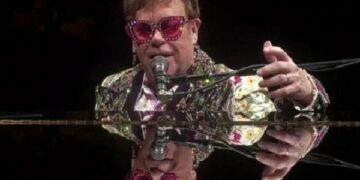 Elton John Tests Positive For Coronavirus And Cancels Concerts Elton John Tests Positive For Coronavirus And Cancels Concerts