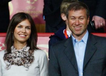 56880 369 Paintings, Including Masterpieces By Picasso, Monet And Degas, Worth $962 Million Through The Trust Belong To Roman Abramovich (49%) And Daria Zhukova (51%)